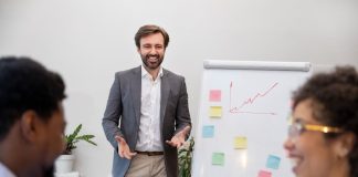 Un formateur en coaching professionnel