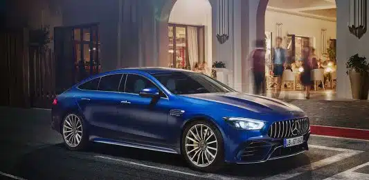 Comment ouvrir une agence de location de voiture de luxe : guide pratique et étude de marché