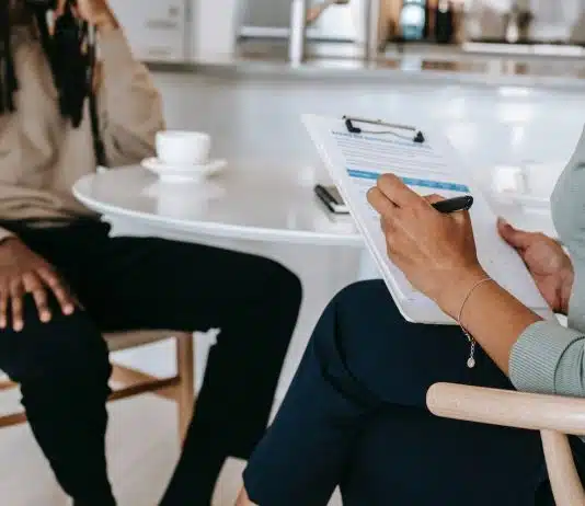 Les points clés à retenir pour réussir un entretien d’embauche de préparateur de commande