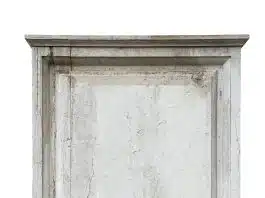 L’histoire de l’invention de la plaque funéraire